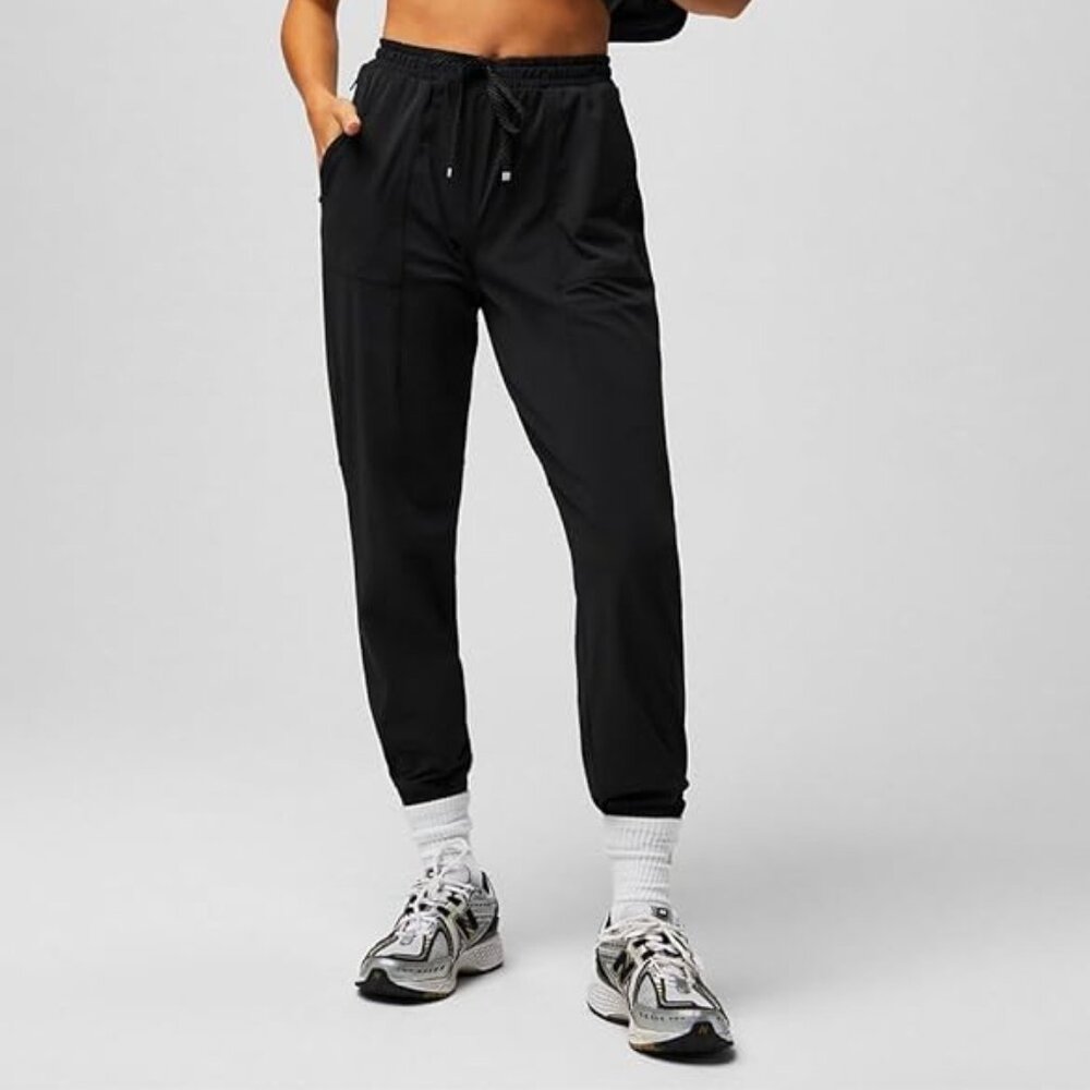 Fabletics NWT The One Jogger Women’s Neon Pink, Small